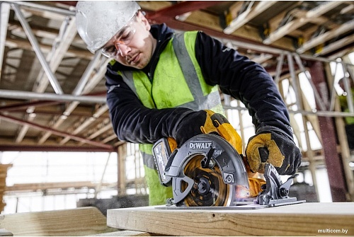 Дисковая (циркулярная) пила DeWalt DCS578NT (без АКБ, кейс)