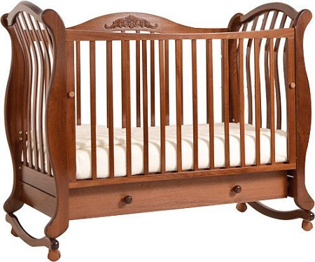Детская кроватка Гандылян Габриэлла люкс (орех, качалка-колесо)