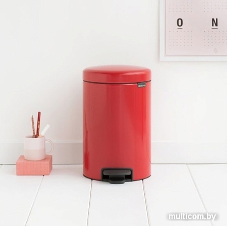 Brabantia Pedal Bin NewIcon 12 л (пламенно-красный)