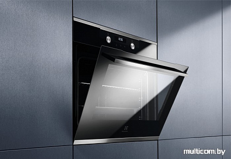 Духовой шкаф Electrolux OKE6P71X