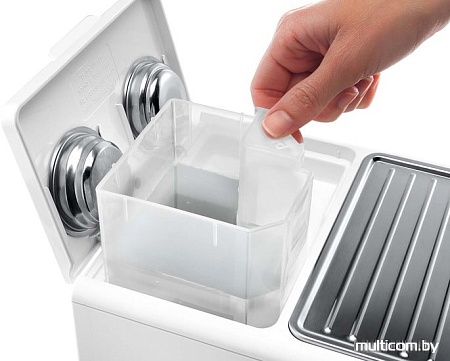 Рожковая кофеварка DeLonghi ECP 33.21.W