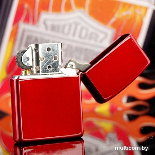 Зажигалка Zippo Classic 21063 Candy Apple Red