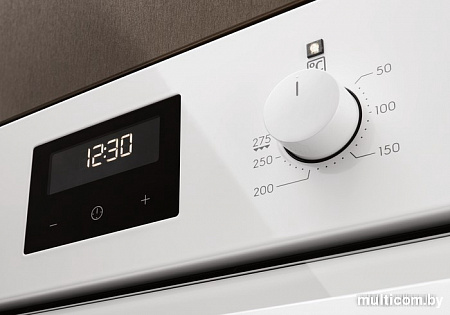 Духовой шкаф Electrolux OEF3H70TW