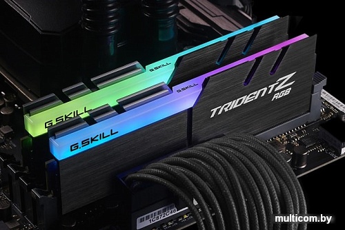 Оперативная память G.Skill Trident Z RGB 2x8GB DDR4 PC4-24000 F4-3000C15D-16GTZR