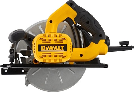 Дисковая (циркулярная) пила DeWalt DWE5615