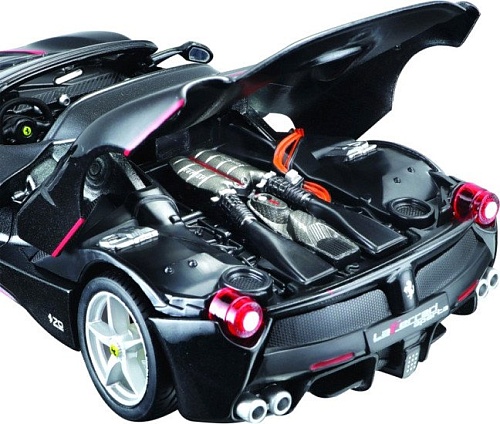 Сборная модель Maisto Ла Феррари Аперта 39133