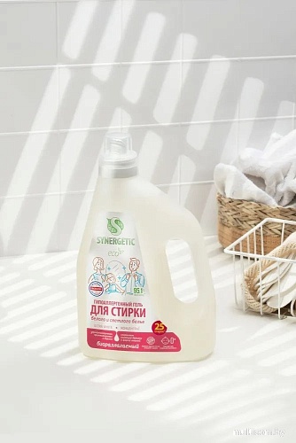 Гель для стирки Synergetic Ultra White отбеливающий 1.5 л