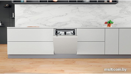 Встраиваемая посудомоечная машина Whirlpool WIS 7020 PEF