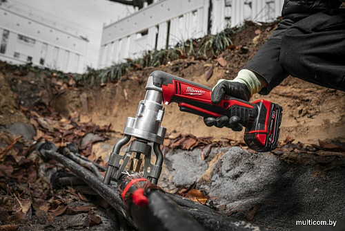 Инструмент для болтовых соединителей и наконечников Milwaukee M18 M18BSBT-202X 4933493289 (с 2-мя АКБ, кейс)