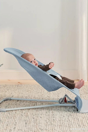 Шезлонг BabyBjorn Balance Mesh 0051.43 (sky blue)