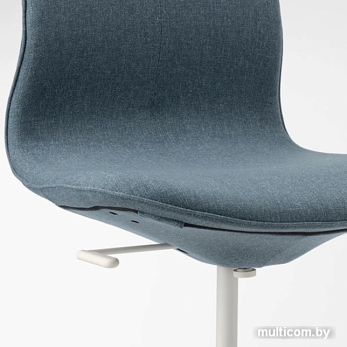 Кресло Ikea Лонгфьелль 093.862.10 (гуннаред синий/белый)