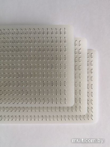 Массажный аппликатор Колючий врачеватель КВ-100Л (белый)