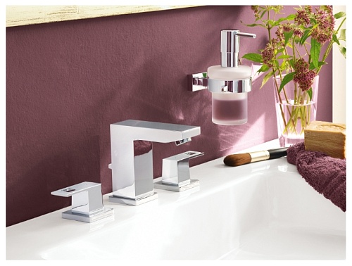 Двухрычажный смеситель Grohe Eurocube 20351000