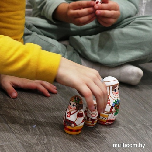 Развивающая игрушка Брестская Фабрика Сувениров В народной одежде с букетом васильков (набор 5 шт)