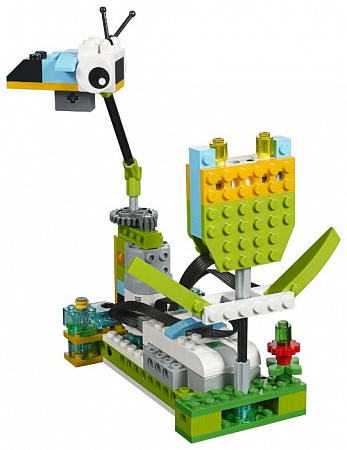 Электромеханический конструктор LEGO Education WeDo 2.0 Базовый набор 45300