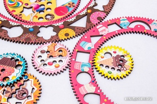 Трафарет WoodLand Toys Сладости. Спирограф для рисования 122106