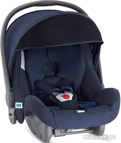 Детское автокресло Inglesina Huggy Multifix AV35M6SLB (sailor blue)