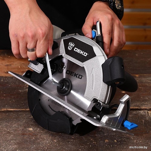 Дисковая (циркулярная) пила Deko CS20 PRO 084-1156 084-1156 (без АКБ)