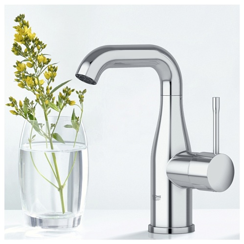 Однорычажный смеситель Grohe Essence+ 23463001