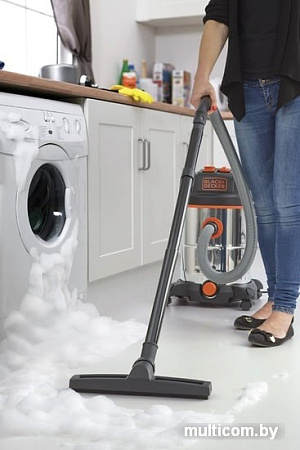 Пылесос Black & Decker BXVC30XTDE