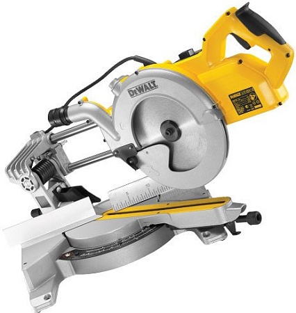 Дисковая пила DeWalt DWS778