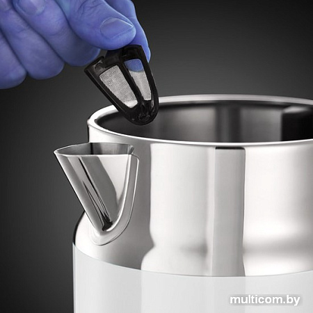 Электрочайник Russell Hobbs 21674-70 Retro Classic