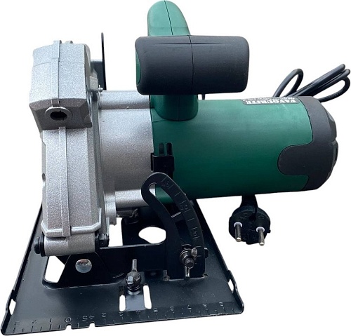 Дисковая (циркулярная) пила Favourite FCS 190L