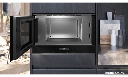 Микроволновая печь Siemens iQ700 BF722L1B1