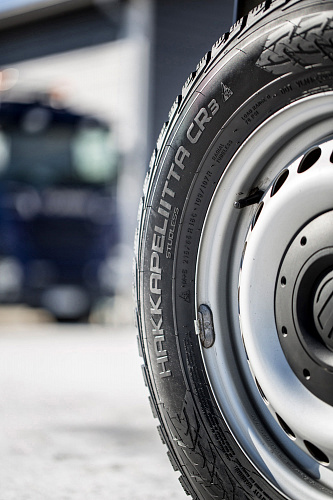 Автомобильные шины Nokian Hakkapeliitta CR3 215/65R16C 109/107R