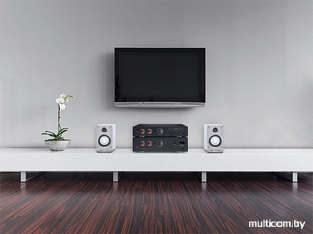 Усилитель Magnat MA 1000