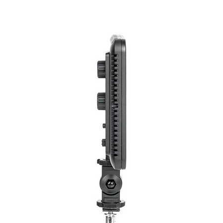 Лампа Godox LEDP120C накамерный (без пульта)