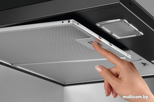 Кухонная вытяжка Electrolux EFC226B