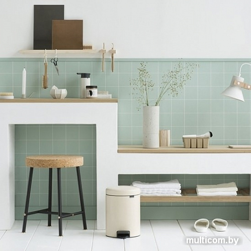 Brabantia Pedal Bin NewIcon 5 л (миндальный)