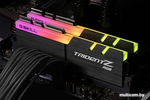 Оперативная память G.Skill Trident Z RGB 2x8GB DDR4 PC4-24000 F4-3000C15D-16GTZR