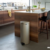 Brabantia Pedal Bin NewIcon 30 л (шампань)