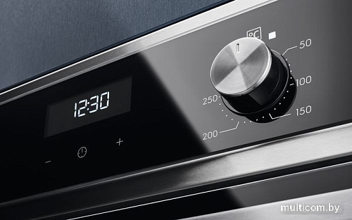 Электрический духовой шкаф Electrolux SteamBake PRO 600 EOD5C70BX