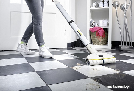 Пылесос Karcher FC 3 Premium Home Line 1.055-360.0