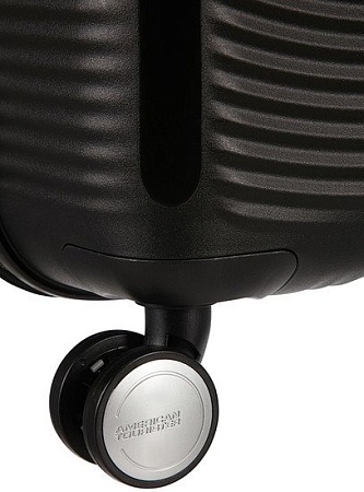 Спиннер American Tourister Soundbox Bass Black 77 см