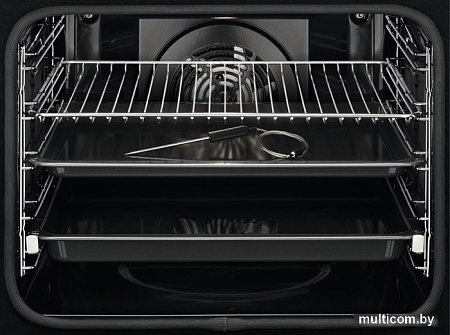 Электрический духовой шкаф Electrolux SteamBake 600 KODDP77WX