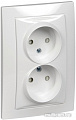 Розетка Schneider Electric Unica MGU23.063.18D