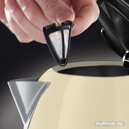 Электрочайник Russell Hobbs 20415-70 Colours Plus (кремовый)