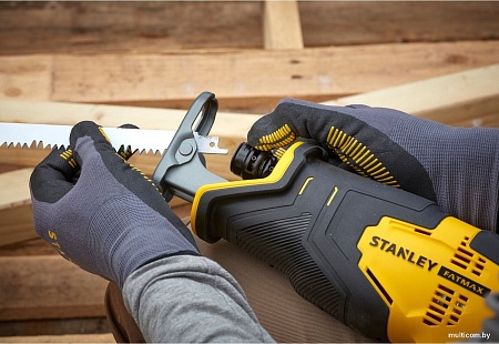 Сабельная пила Stanley SFMCS300D2K (с 2-мя АКБ)