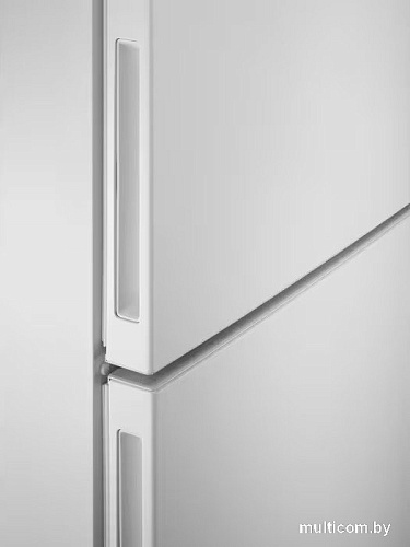 Холодильник Electrolux LNT5ME32W1