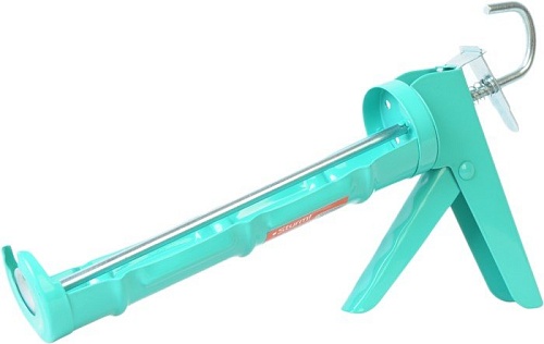 Пистолет для герметика Sturm 1073-03-310