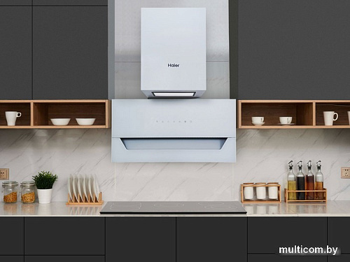 Кухонная вытяжка Haier HVX-W682CW