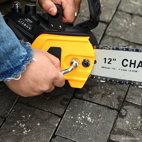 Аккумуляторная пила Deko DKCHS 20 085-2001 (с 1-им АКБ)