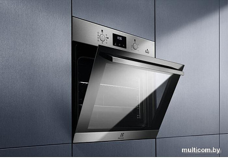 Электрический духовой шкаф Electrolux EOD3H50TX