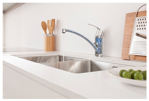 Однорычажный смеситель Grohe Eurosmart New 3328120E