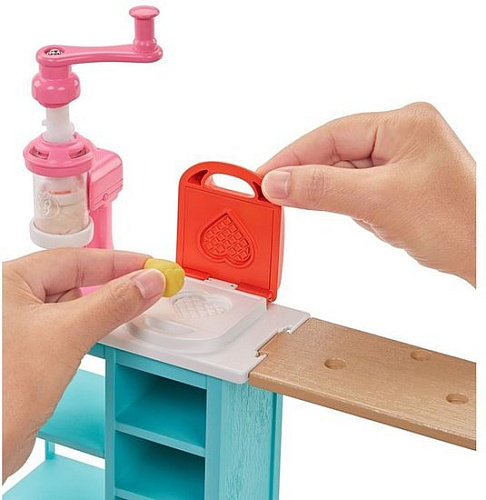 Кукла Barbie Breakfast Playset with Stacie Doll FRH74