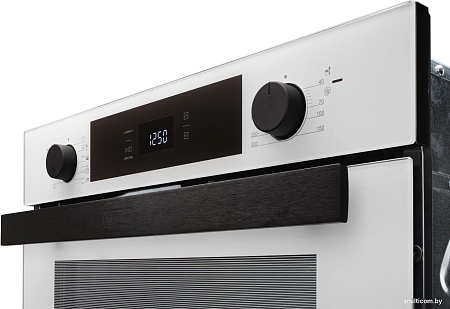 Электрический духовой шкаф DeLonghi DEO 755 BB Ramona